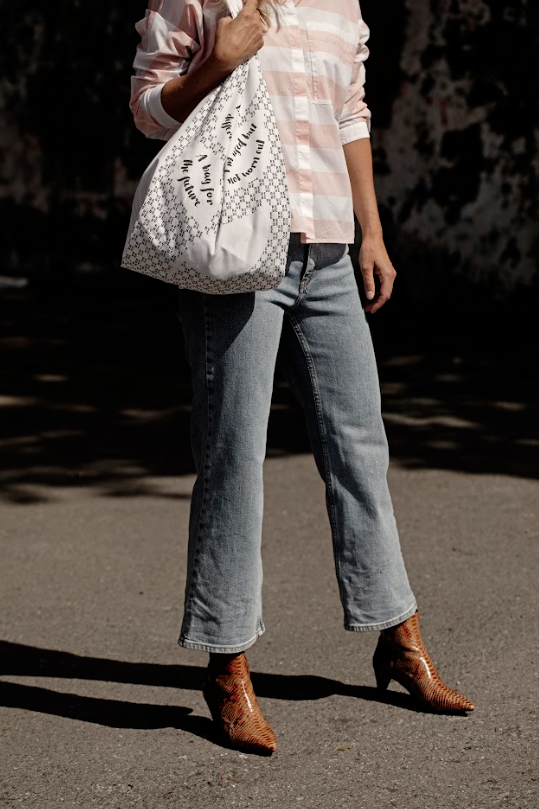 Reused Remade tote bag lifestyle